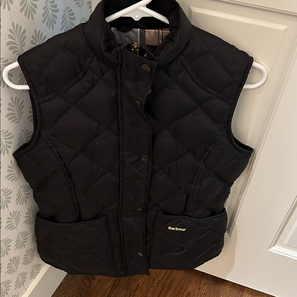 Barbour Down Vest (black)